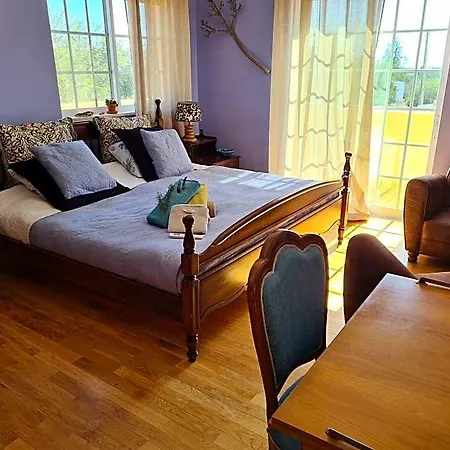 Casa Dos Ventos Bed & Breakfast